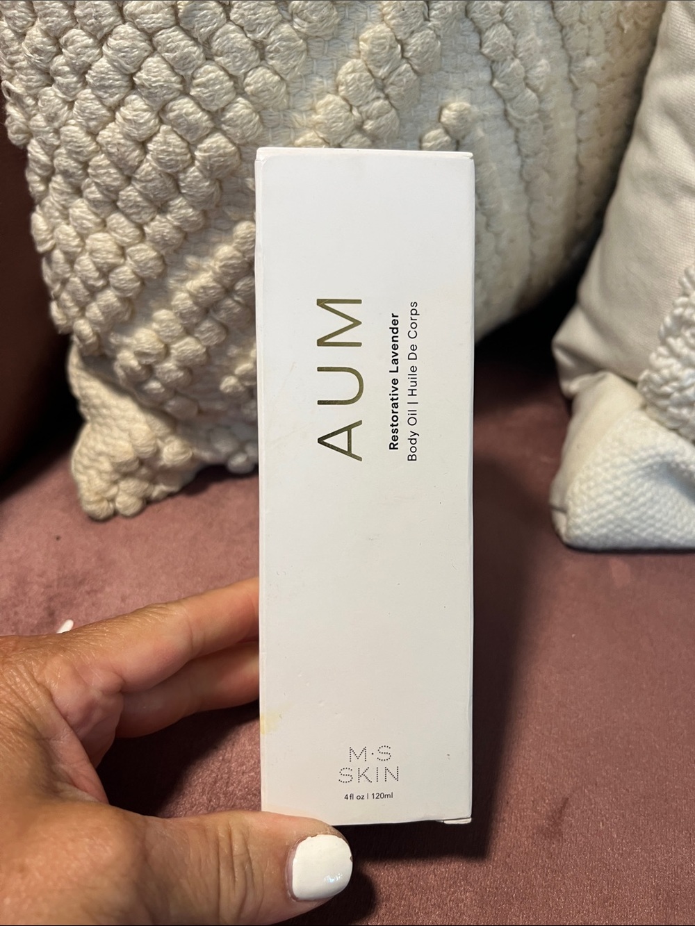 AUM Restorative Lavender Body Oil - White & Gold Box